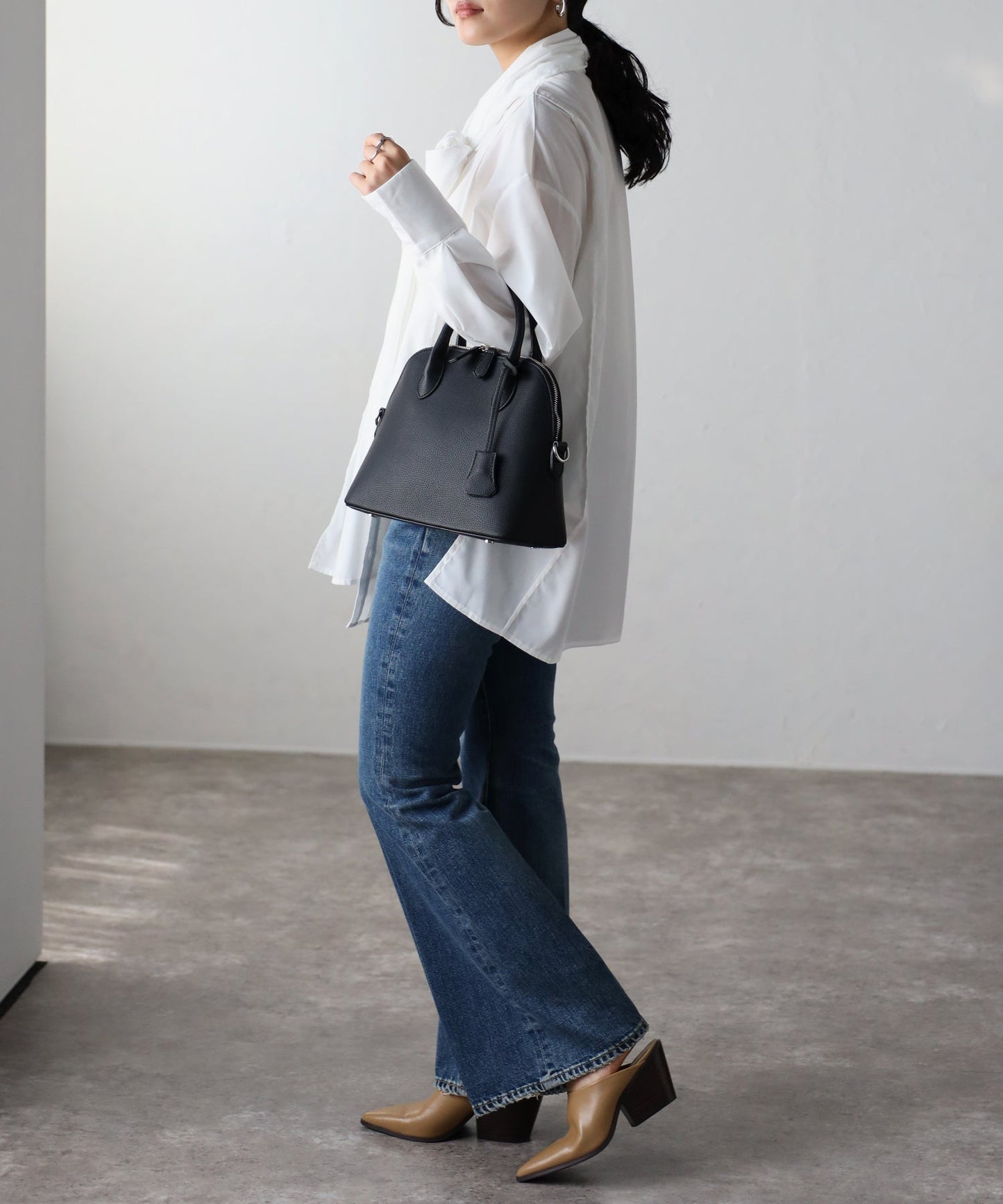 2WAY レザーラウンドハンドバッグ　18-1096