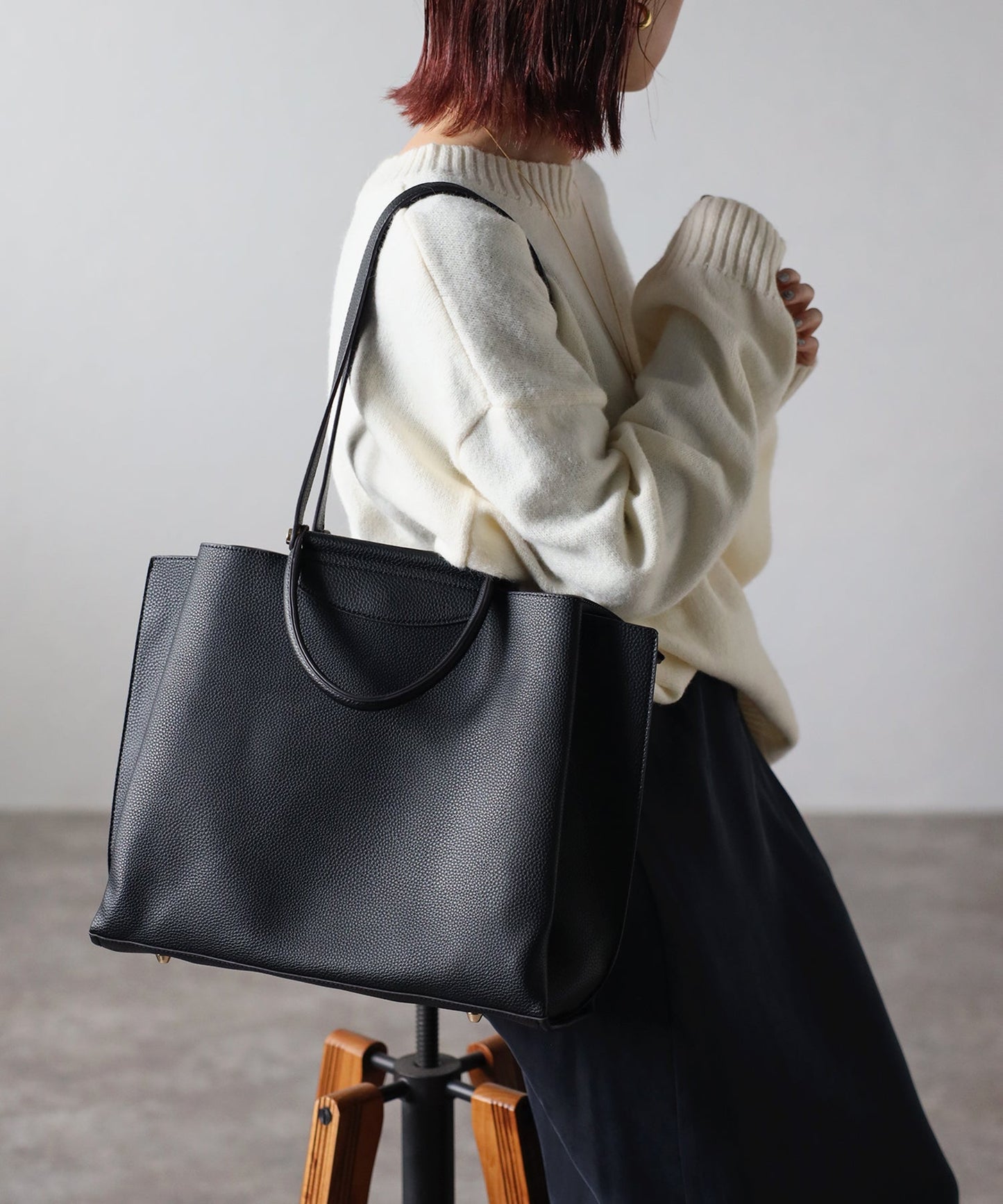 【人気商品】2WAYバーハンドルトートバッグ　17-1135