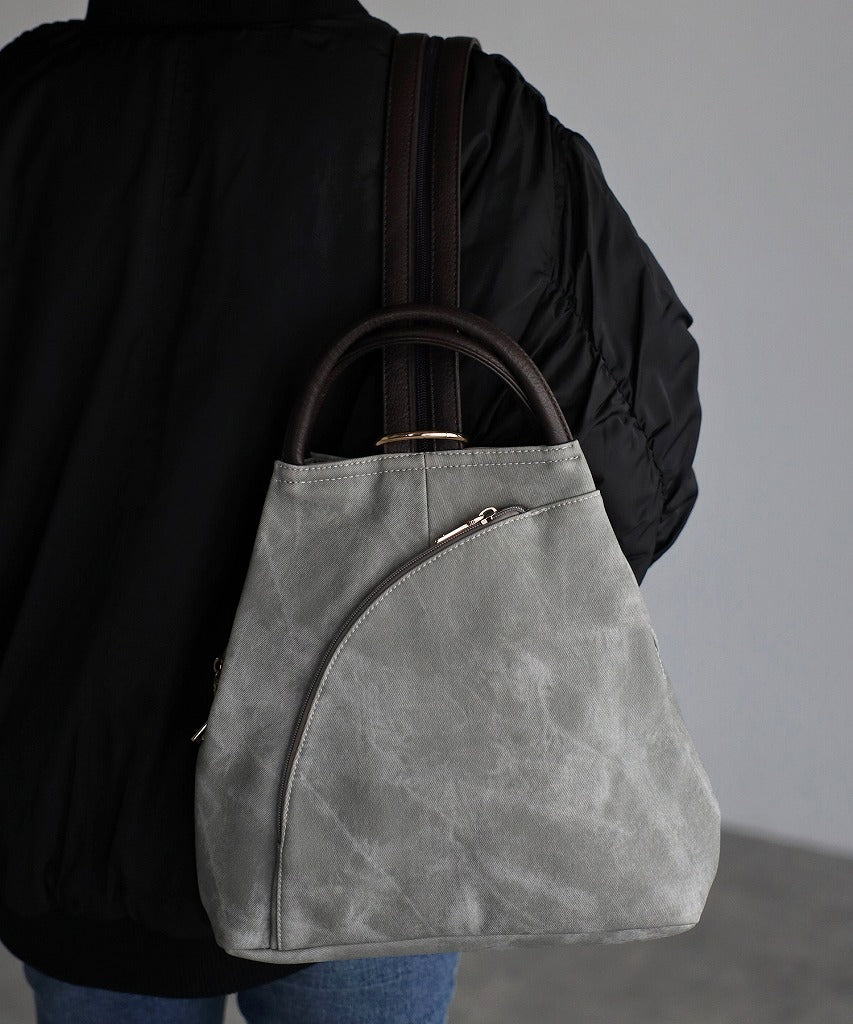 【guscioﾍﾞｽﾄｾﾗｰ・ｼｮｯﾌﾟﾁｬﾝﾈﾙOA商品】撥水3WAYリュックサック　12-0406