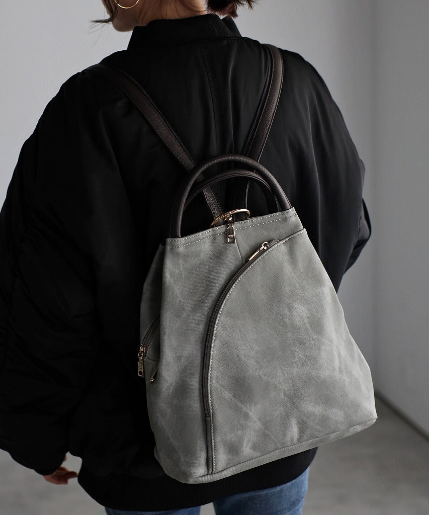 【guscioﾍﾞｽﾄｾﾗｰ・ｼｮｯﾌﾟﾁｬﾝﾈﾙOA商品】撥水3WAYリュックサック　12-0406